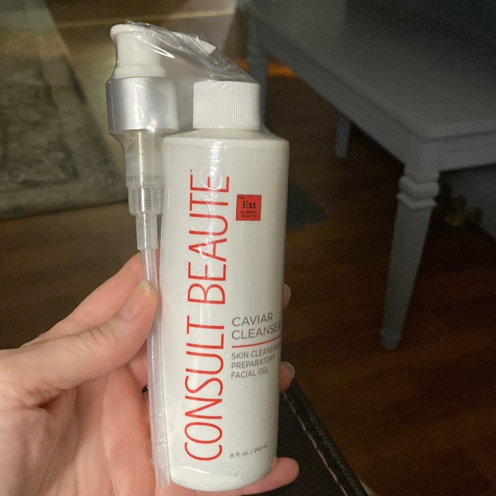 Consult Beaute Caviar Cleanser